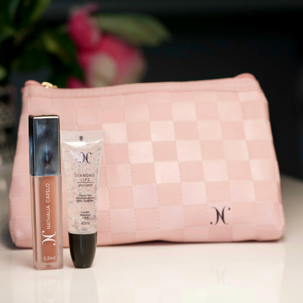 Diamond Lips + Batom Priscilla (Ganhe uma linda nécessarie NC)